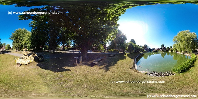 Strohfigur 2018 Stakendorf