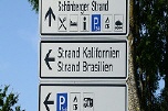 Wegweiser und Übersichtsplan vom Schönberger Strand