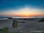 die Sonne geht über der Ostsee auf